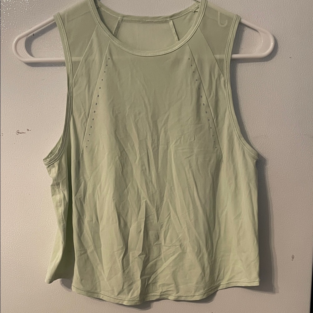Lululemon Women's Green‎ Workout Tank See Measurements